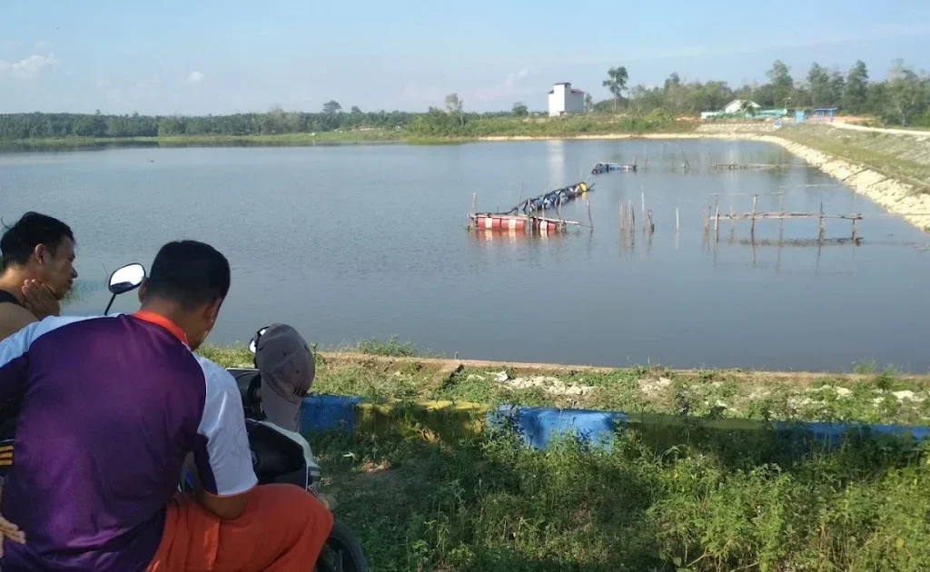 Suasana Bendungan Labanan Berau