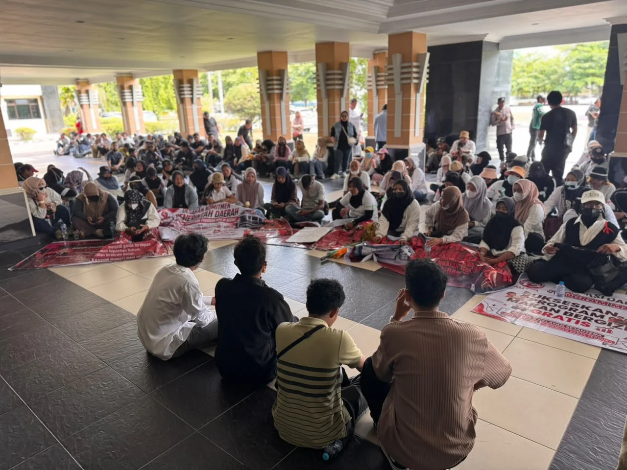 Curhat IRT Pekerja SPPG Ikut Aksi Damai: Program MBG Sangat Menolong Perekonomian Keluarga