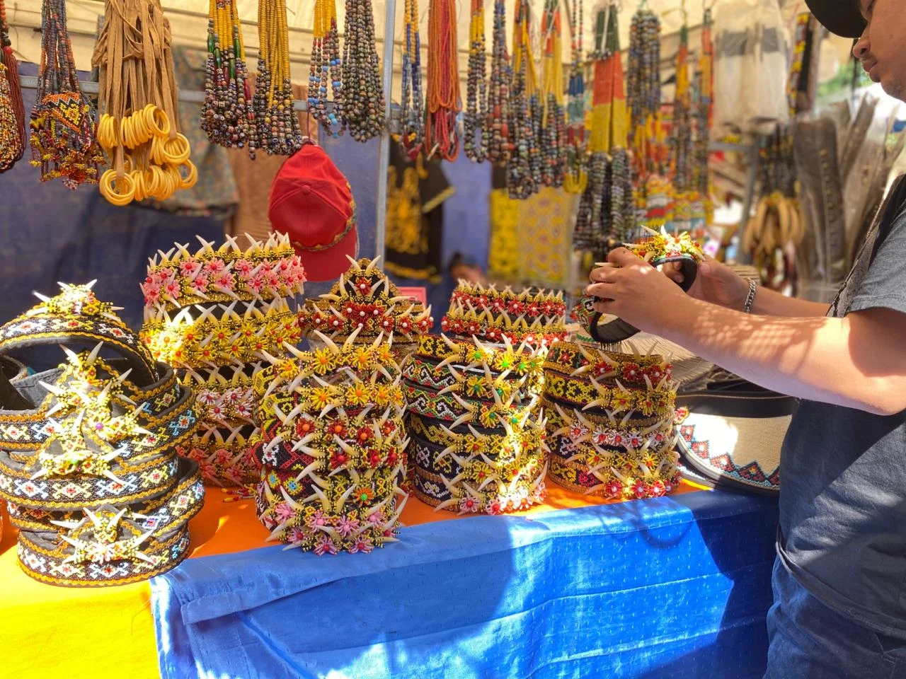 UMKM Panen Cuan di Festival Bekudung Betiung, Gamalis: Budaya Jadi Penggerak Ekonomi Masyarakat