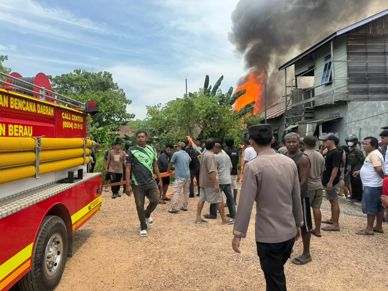 Kerugian Tembus Rp1 Miliar, Kebakaran di Gang Pulau Panjang Diduga Karena Bakar Sampah  