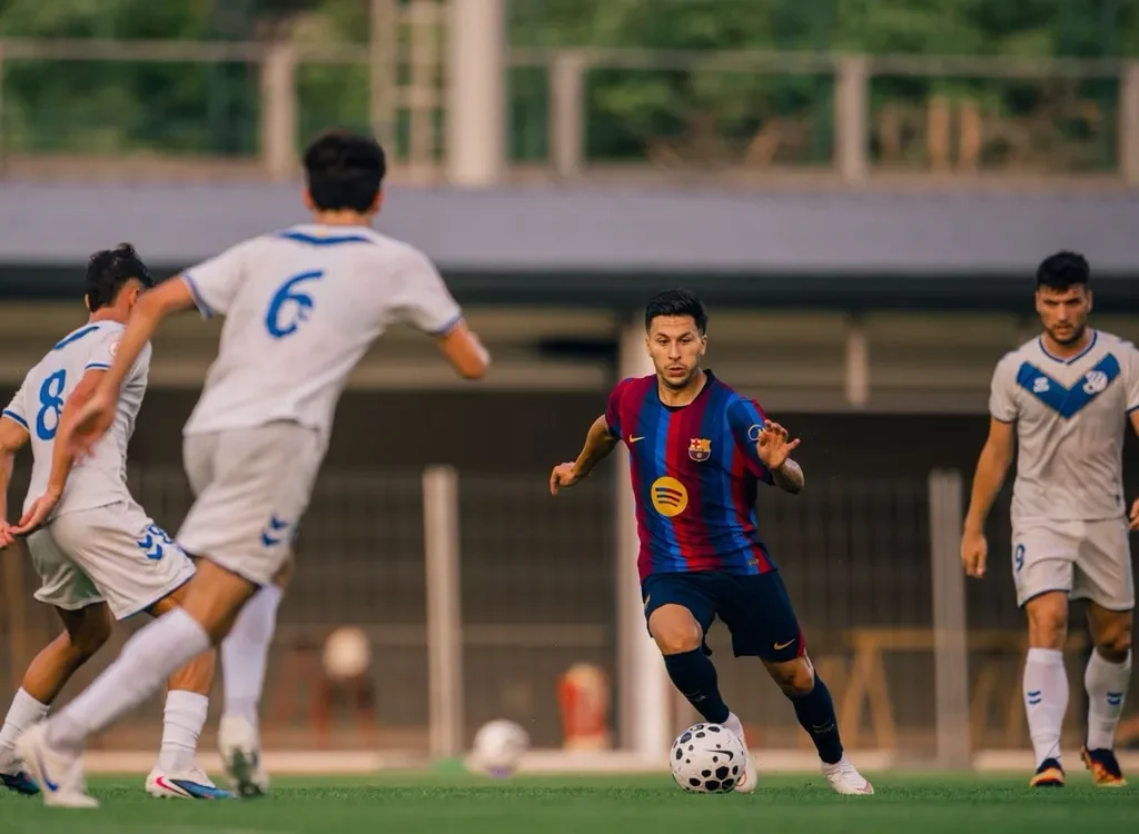 Skuad Barcelona yang diturunkan di laga ujicoba vs CE EUROPE. (fcbarcelona.com)