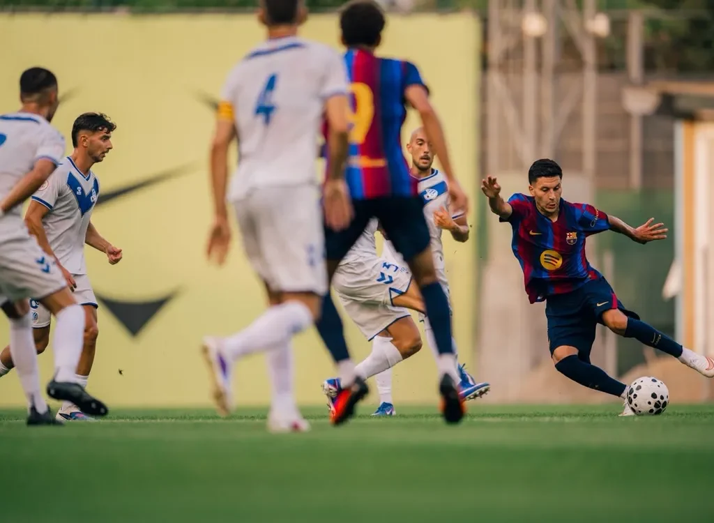 Skuad Barcelona yang diturunkan di laga ujicoba vs CE EUROPE. (fcbarcelona.com)