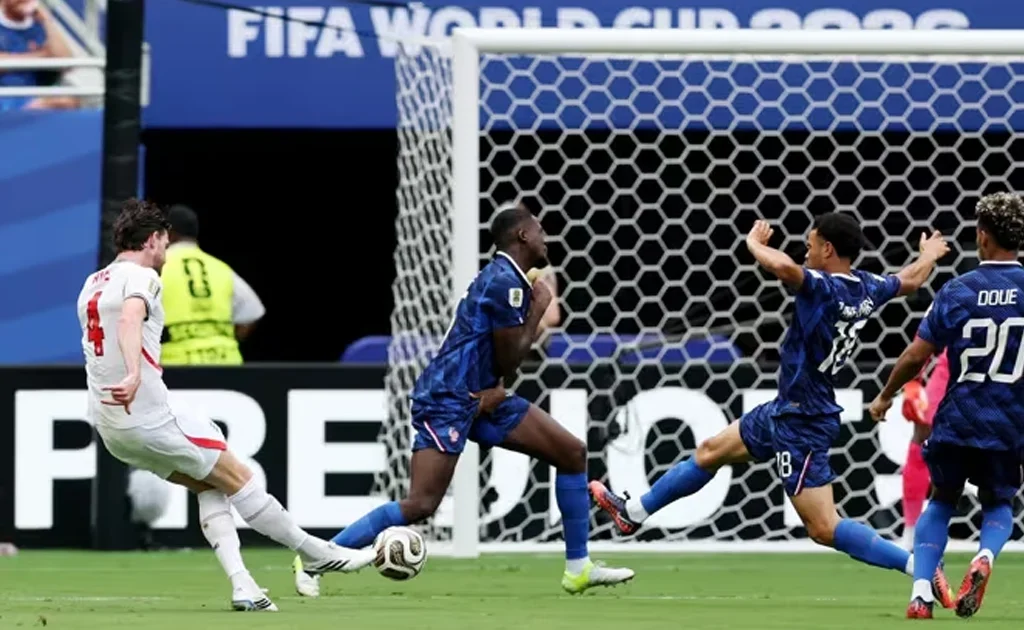 Proses gol Declan Rice di laga peringkat ketiga Piala Dunia 2026 Perancis vs Inggris (fifa.com)