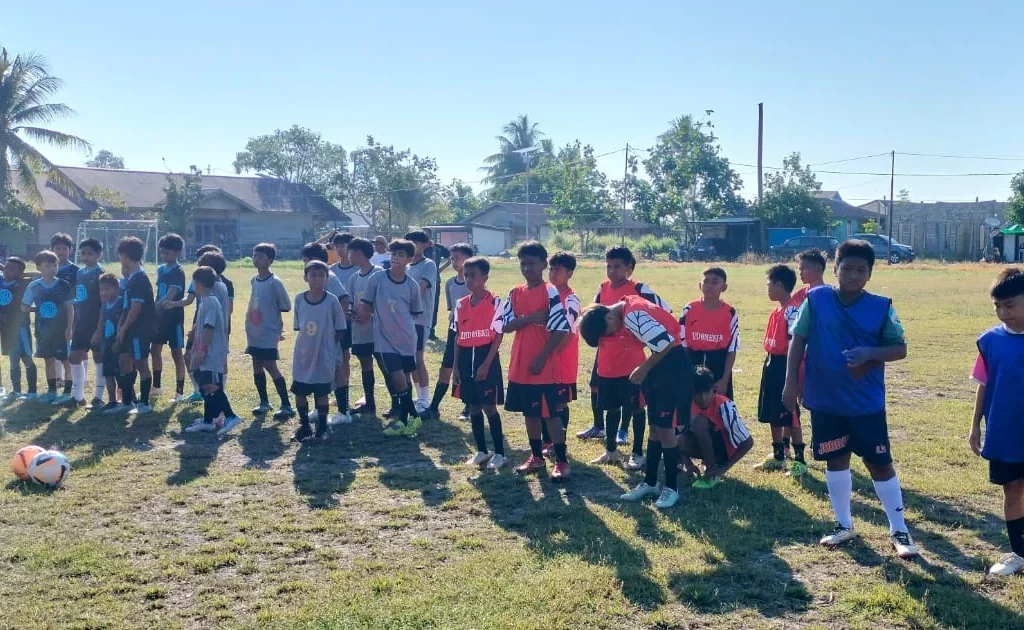 Polsek Pulau Derawan Gelar Turnamen Mini Soccer U-13 dalam rangka peringatan Hari Bhayangkara (Ist)