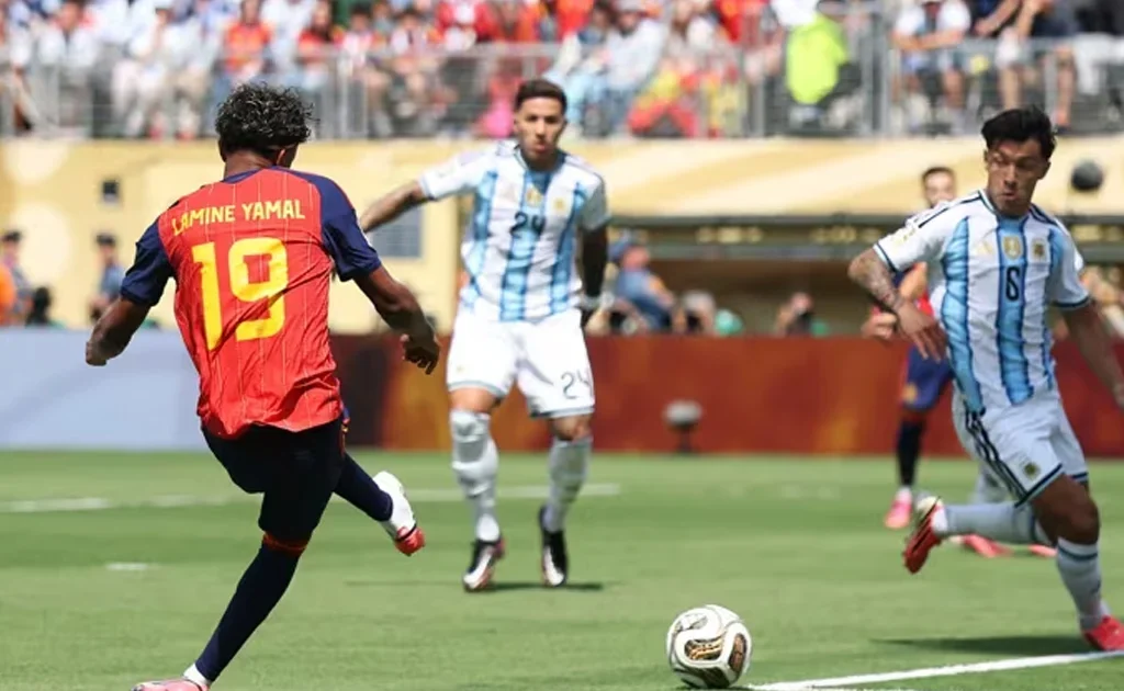 Lamine Yamal di Final Piala Dunia 2026 Spanyol vs Argentina (fifa.com)