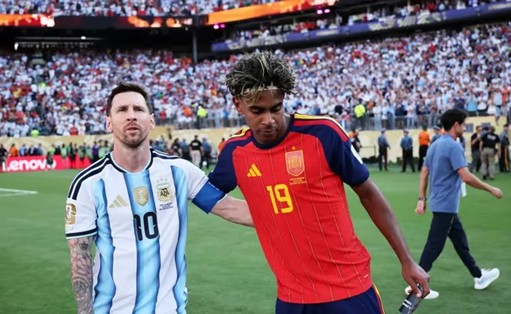 Lionel Messi dan Lamine Yamal di Final Piala Dunia 2026 Spanyol vs Argentina (fifa.com)
