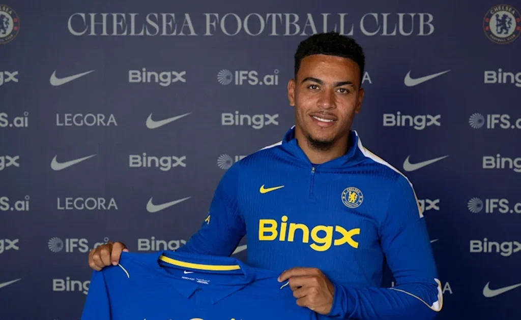 Pemain Chelsea Morgan Rogers (chelseafc.com)