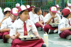 Anggaran MBG Mau Dipangkas, Menkeu Purbaya Klaim Bisa Hemat Puluhan Triliun