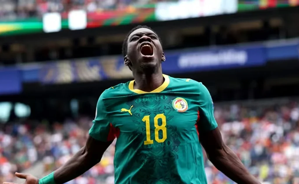 Selebrasi gol Ismaila Sarr di Laga babak 32 besar Piala Dunia Belgia vs Senegal (fifa.com)