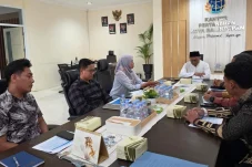 PLN dan BPN Balikpapan Perkuat Koordinasi Percepatan Sertifikasi Tanah Aset Kelistrikan, Serahkan 3 Sertifikat