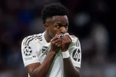 Resmi! Vinicius Junior Dikontrak Real Madrid Sampai 2032