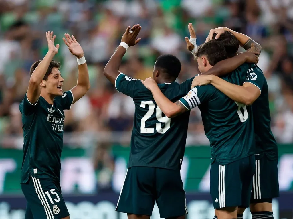 Penampilan Arda Guler dalam laga ujicoba Real Madrid di Budapest, Hongaria. (realmadrid.com)