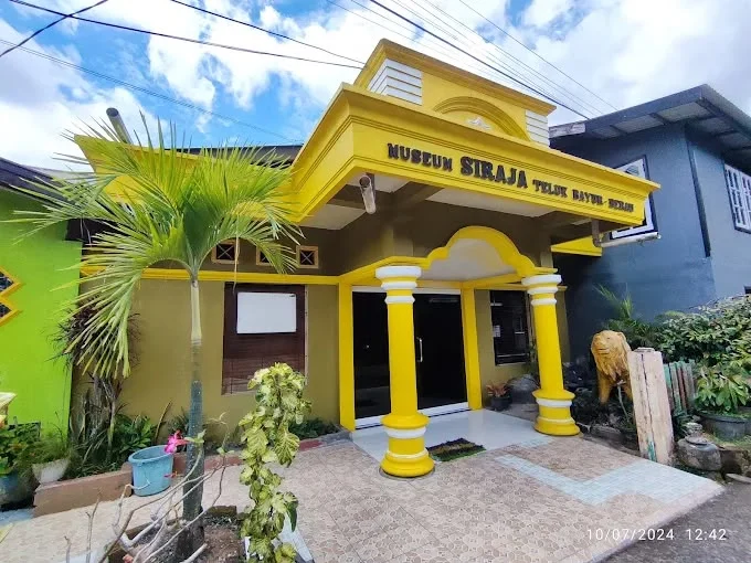 Museum Siraja Teluk Bayur