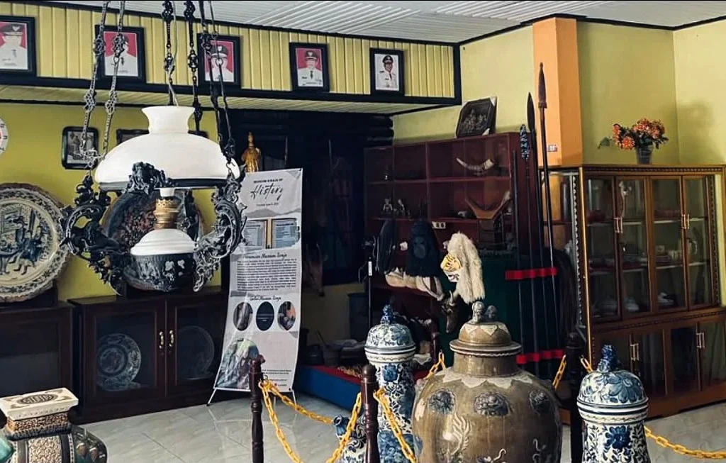 Museum Siraja Teluk Bayur