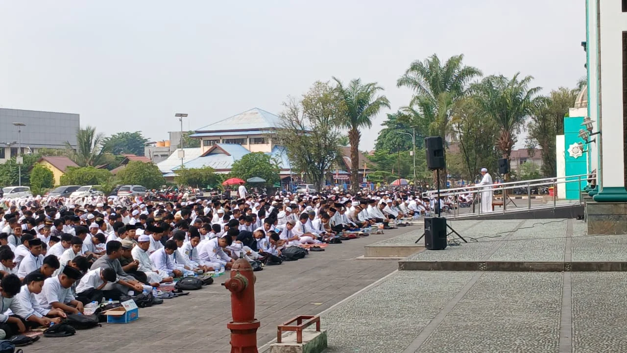 Kemarau Panjang Masih Melanda, Pemkab Berau Kembali Gelar Salat Istisqa di Lapangan Pemuda