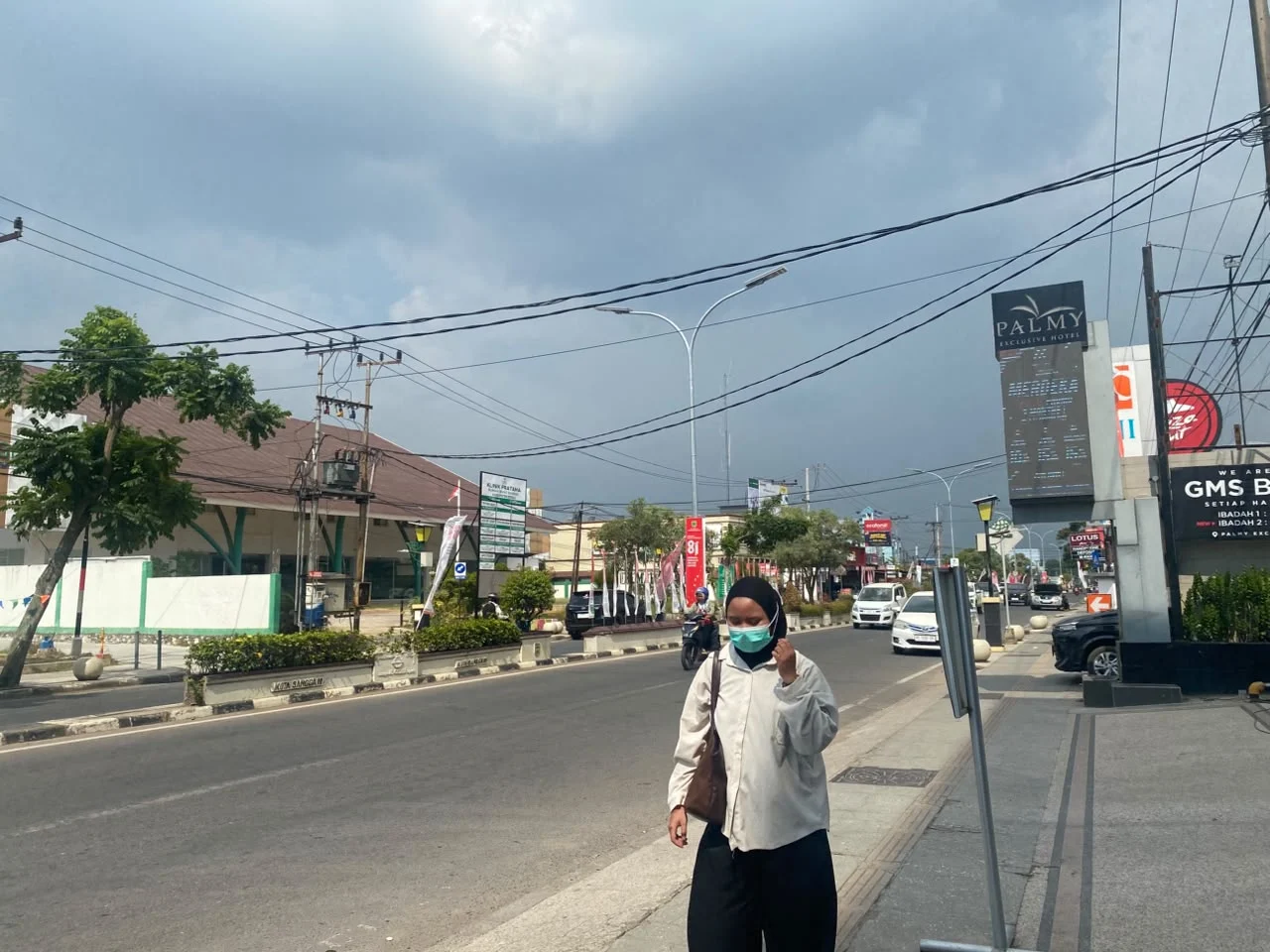 Kabut asap yang menyelimuti beberapa kawasan di Berau dalam beberapa pekan terakhir memicu lonjakan kasus ISPA. (Diva/BT)