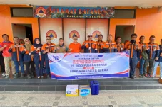 Perkuat Penanganan Karhutla, PT IPB Salurkan Solar dan Kerahkan Relawan