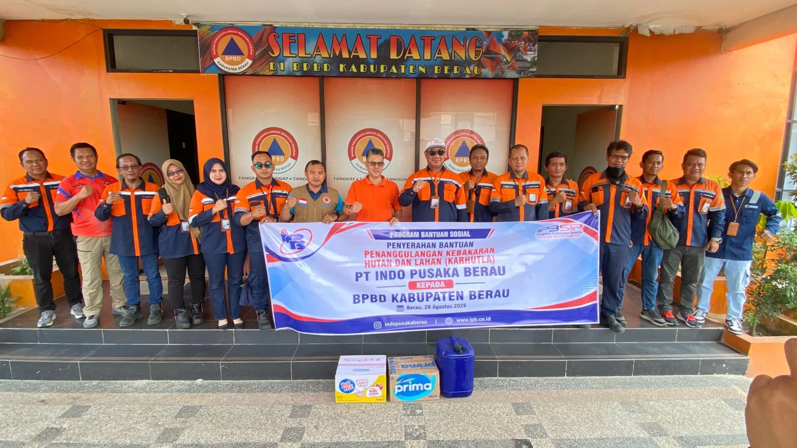 Perkuat Penanganan Karhutla, PT IPB Salurkan Solar dan Kerahkan Relawan