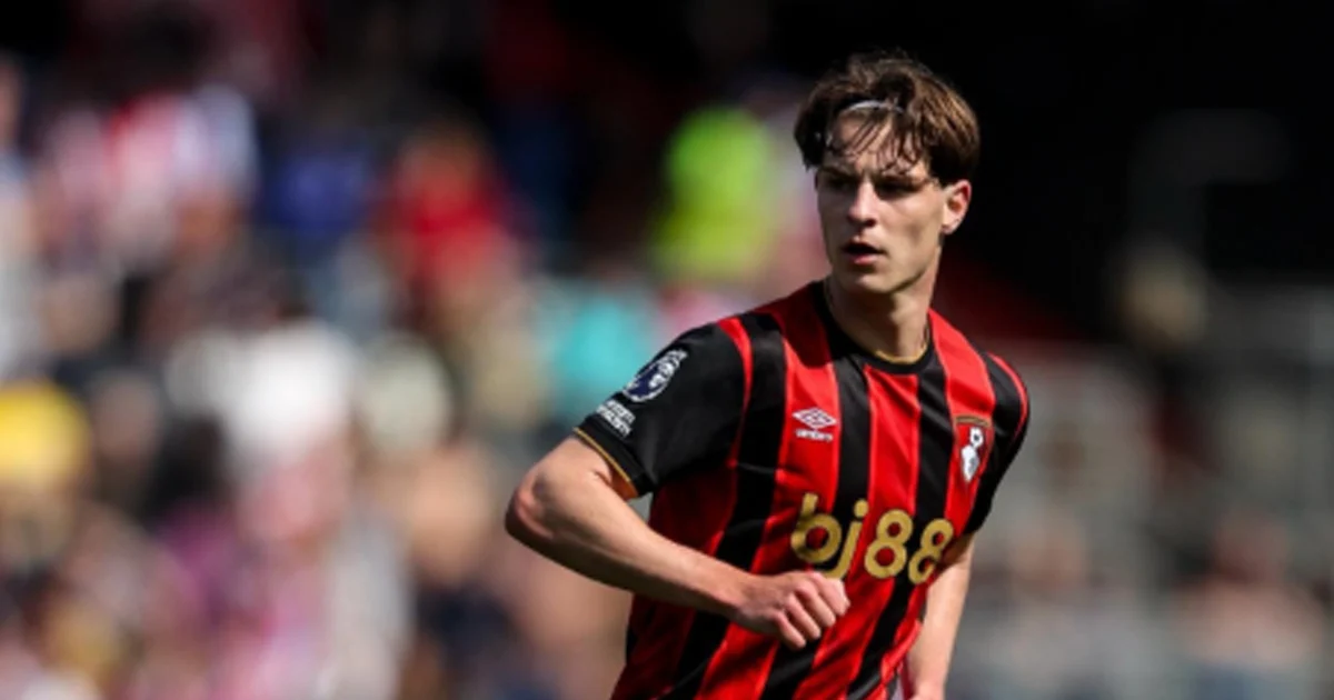 Chelsea dan Liverpool Gigit Jari, Bournemouth Tak Akan Jual Alex Scott