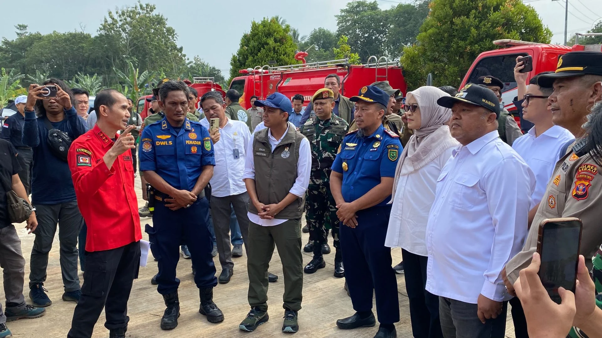 Ada Menhut Raja Juli Tinjau Karhutla Berau, Gamalis Minta Dukungan Alat Pemadam hingga Tingkat Kampung