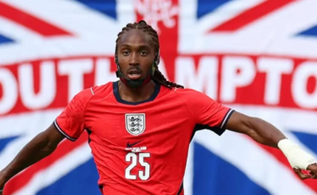 Pemain Tottenham Hotspur dan Timnas Inggris Djed Spence (Instagram/@djedspence)
