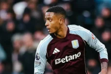 Amunisi Baru The Gunners: Ezri Konsa Resmi Gabung Arsenal