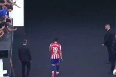 Liverpool vs Atletico Champions League: Sorloth Cedera, Julian Alvarez Disiapkan