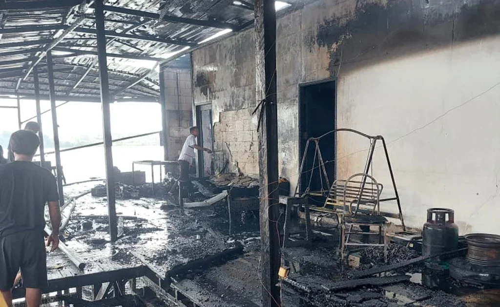 Kebakaran yang terjadi di Jalan Milono, Tanjung Redeb, Kamis (6/8/2026).