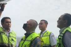 Menhub Sebut Penerbangan ke Kalbar Dibatalkan Usai Kabut Asap Memburuk