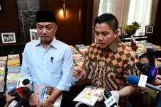 Prabowo Mau Rombak Buku Pelajaran Warganet Soroti PT Kertas Nusantara di Berau, Ada Apa?