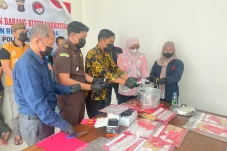 120,6 Gram Sabu dari 20 Perkara Berakhir di Septic Tank