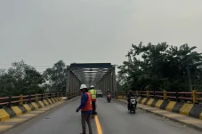 Marka Mulai Pudar, 2 Jembatan di Berau Dicat Ulang