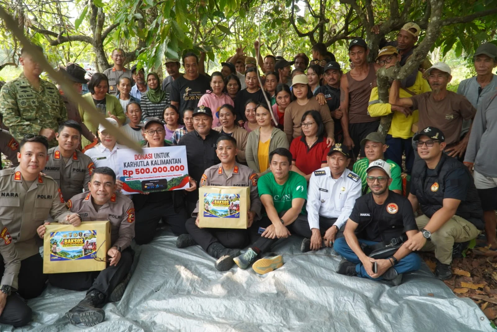 Gamalis Salurkan Bantuan Rp500 Juta untuk 50 KK Terdampak Karhutla di Kampung Merasa