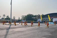 Tarian Kolosal Baddit Dipattung Pukau Warga saat Puncak Hari Jadi Berau