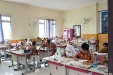 Antisipasi Bahaya Kabut Asap, Siswa SDN 017 Tanjung Redeb Dipulangkan Lebih Cepat