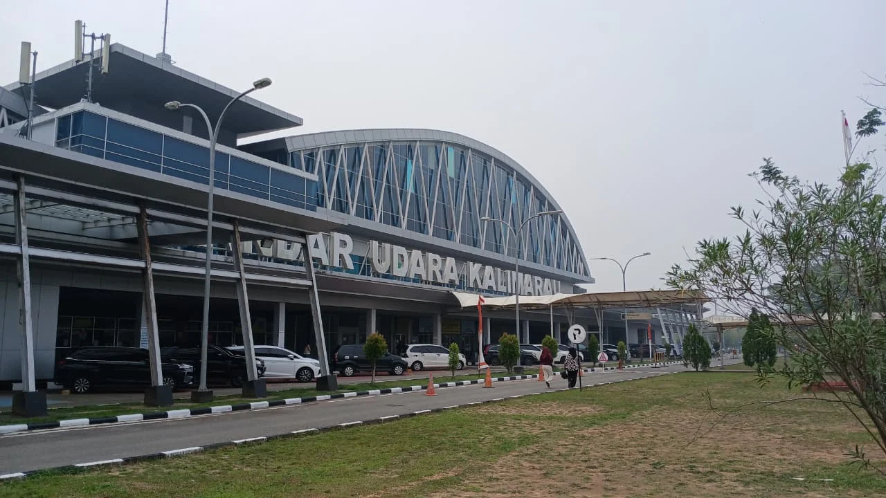 Sempat Batalkan 2 Penerbangan Akibat Kabut Asap, Operasional Bandara Kalimarau Kembali Normal
