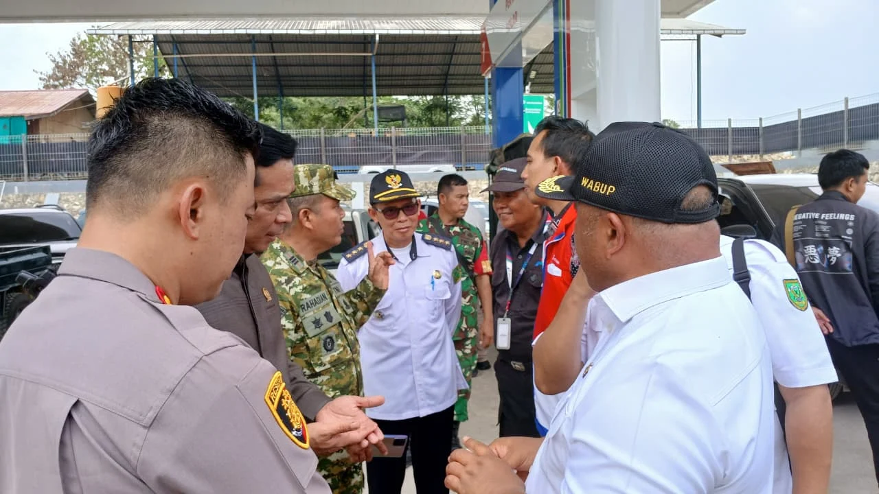 Antrean BBM Kembali Mengular di SPBU, Pemkab Berau Kaji Penerapan Ganjil Genap