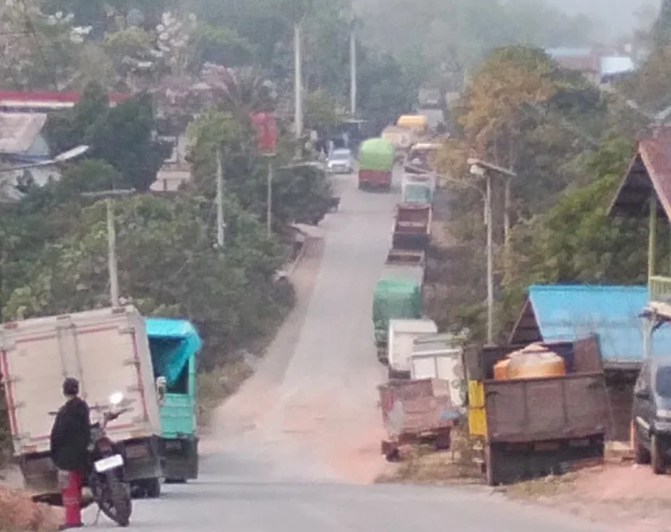 Solar Subsidi di Kelay Habis Setengah Hari, Warga Pertanyakan Distribusi-Minta Pemerintah Sidak