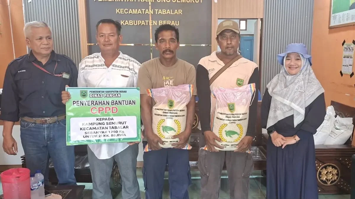 Bantu Petani Semurut Bangkit dari Gagal Panen, Pemkab Berau Salurkan 1,76 Ton Beras
