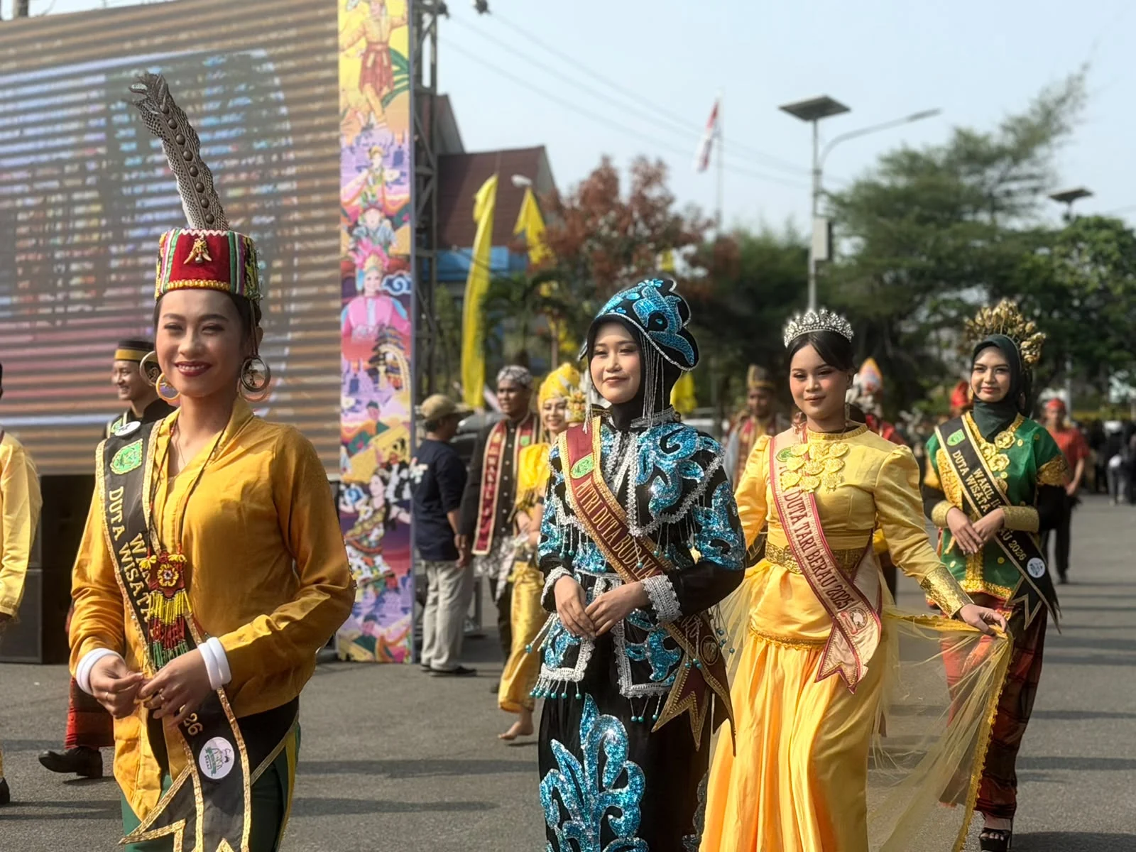 Para peserta Berau Ethno Carnival 2026. 