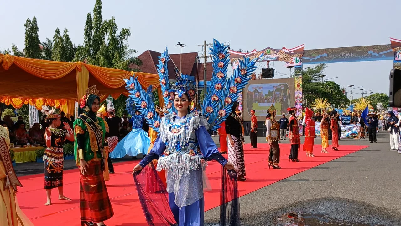 Warna-warni Berau Ethno Carnival, Tetap Meriah Meski Ada Peserta Absen