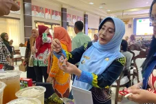 Tak Sekadar Sampah, Cangkang Kerang dan Plastik Bekas Bisa Diubah Jadi Cuan