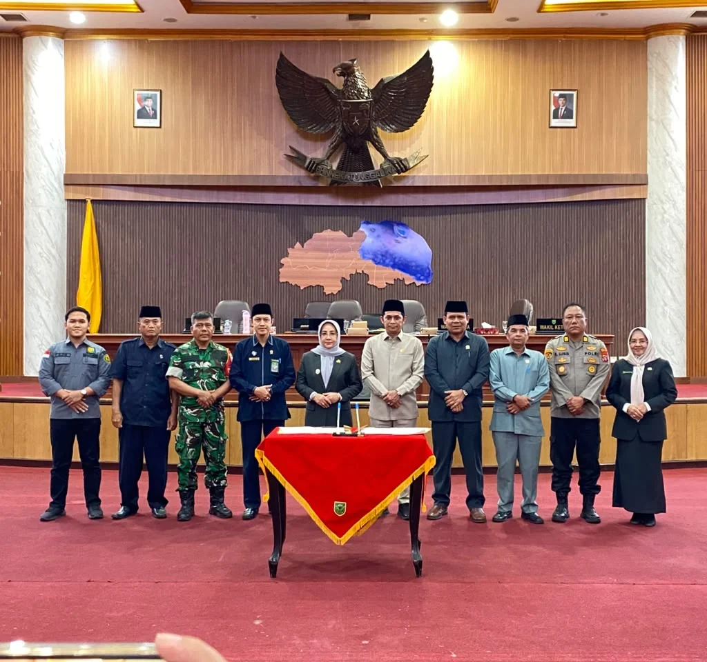 Pemkab dan DPRD Berau menyepakati Perubahan APBD 2026 yang ditetapkan melalui peraturan daerah, Rabu (30/9/2026). (Diva/BT)