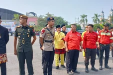 Upacara HUT Berau, Bupati Sri Juniarsih Apresiasi Para Pejuang Pemadam Karhutla