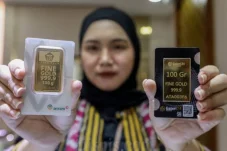 Harga Emas di Berau Naik Rp5.000 Per Gram, Cek Harga LM Antam dan Galeri 24