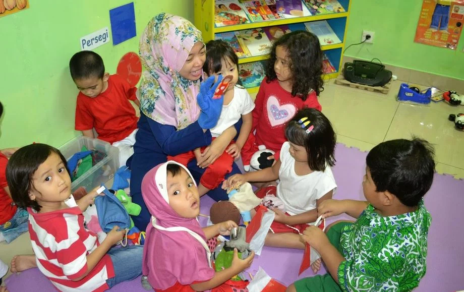 Lowongan Kerja Berau! English Corner Course Butuh Guru, Siapkan Gaji Rp3,4 Juta
