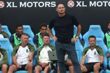 Prediksi Carabao Cup Coventry City vs Aston Villa: Adu Nasib Lampard dan Unai Emery