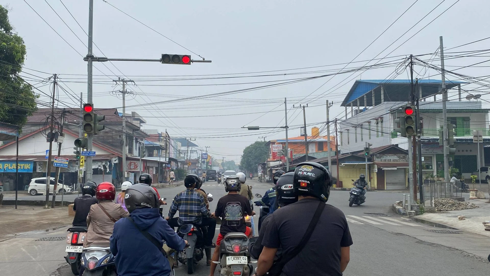 Prakiraan Cuaca Hari Ini; Hujan Ringan Guyur Berau, Kabut Asap Masih Selimuti Udara Perkotaan