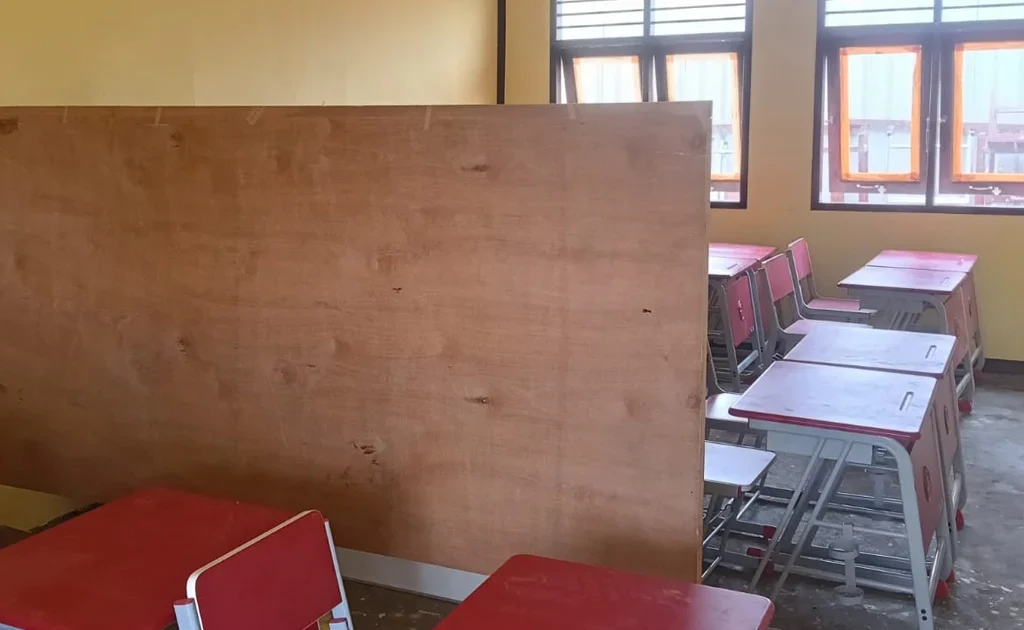Kondisi ruang kelas belajar SDN 001 Filial Birang yang sudah rampung dan siap ditempati (Ist)