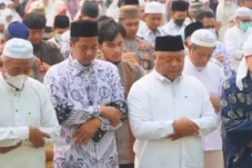 3 Kali Salat Istisqa Digelar, Berharap Hujan Turun Atasi Kabut Asap Karhutla di Berau
